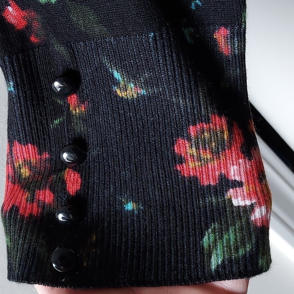 Grace Elements 1x 3/4 sleeve cartigan black w/ flower print - Picture 3 of 10